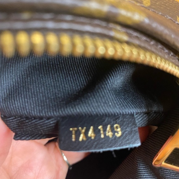 Sold ❣️❣️🌺 Louis Vuitton Palm Spring PM🌺 stunning - Picture 5 of 11